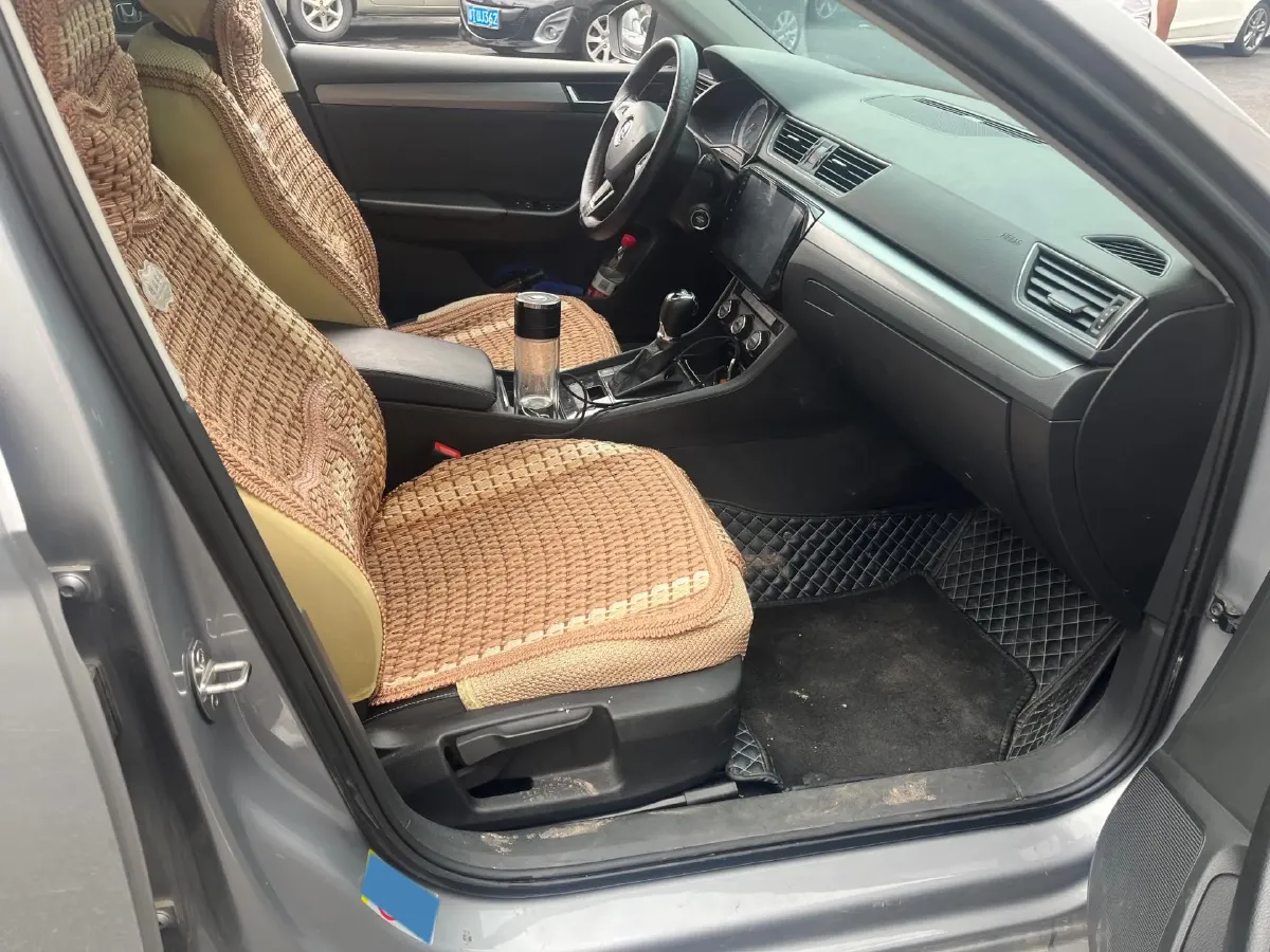 2018 Nissan Terra 2.5L 184HP L4 7AT,autocango,china used car exporter,china ev exporter,chinese used car exporter,chinese used ev exporter