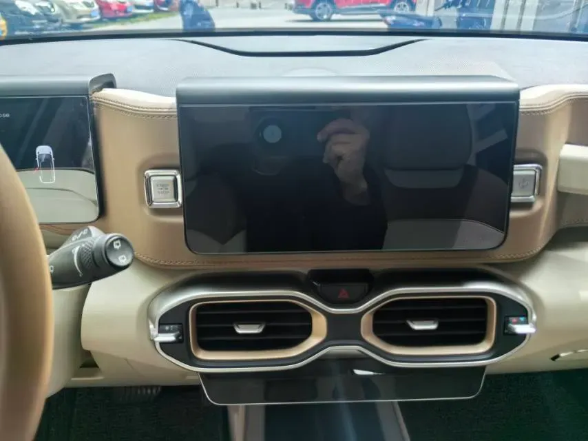 2020 Geely ICON 1.5T 177HP L3 7DCT,autocango,china used car exporter,china ev exporter,chinese used car exporter,chinese used ev exporter