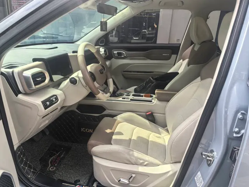 2020 Geely ICON 1.5T 177HP L3 7DCT,autocango,china used car exporter,china ev exporter,chinese used car exporter,chinese used ev exporter