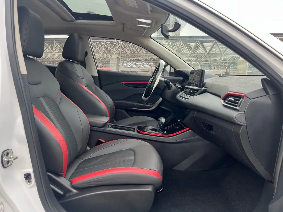 2021 DongFeng Aeolus YiXuan 1.5T 150HP L4 6DCT,autocango,china used car exporter,china ev exporter,chinese used car exporter,chinese used ev exporter