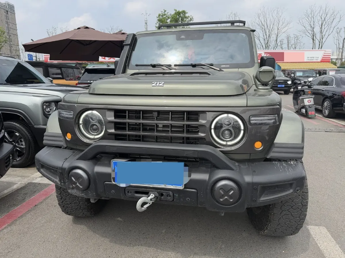 2025 212 212 T01 2.0T 252HP L4 8AT,autocango,china used car exporter,china ev exporter,chinese used car exporter,chinese used ev exporter