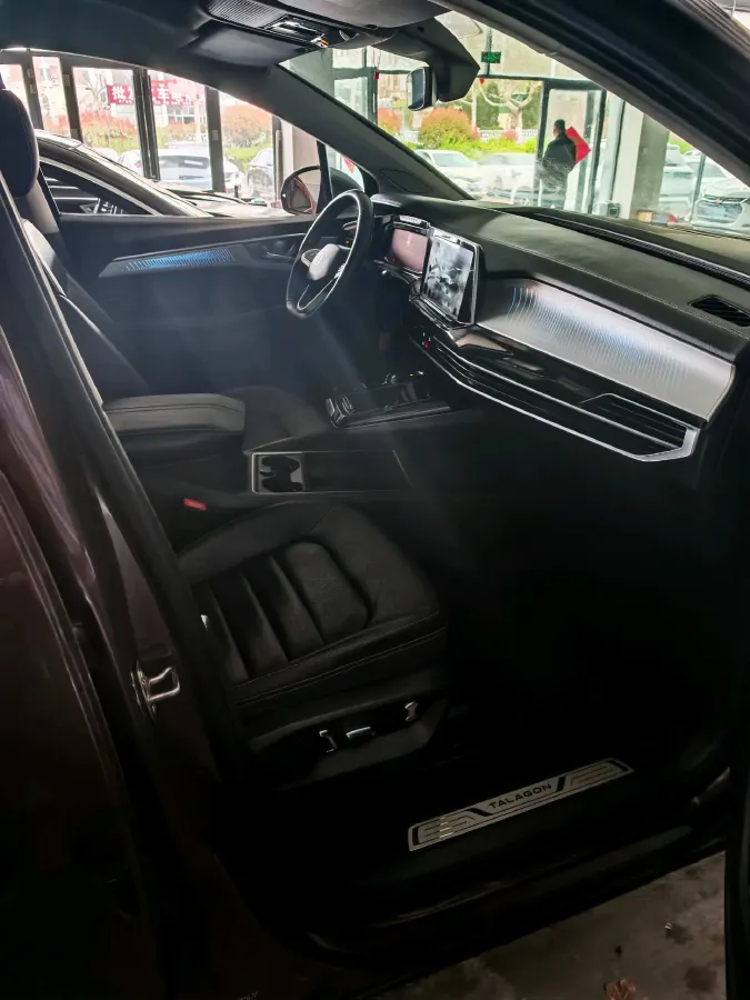 2021 Volkswagen Talagon 2.0T 220HP L4 7DCT,autocango,china used car exporter,china ev exporter,chinese used car exporter,chinese used ev exporter