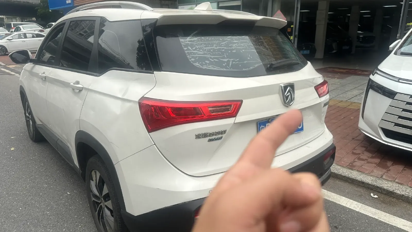 2020 BaoJun RS-3 1.5T 147HP L4 CVT,autocango,china used car exporter,china ev exporter,chinese used car exporter,chinese used ev exporter