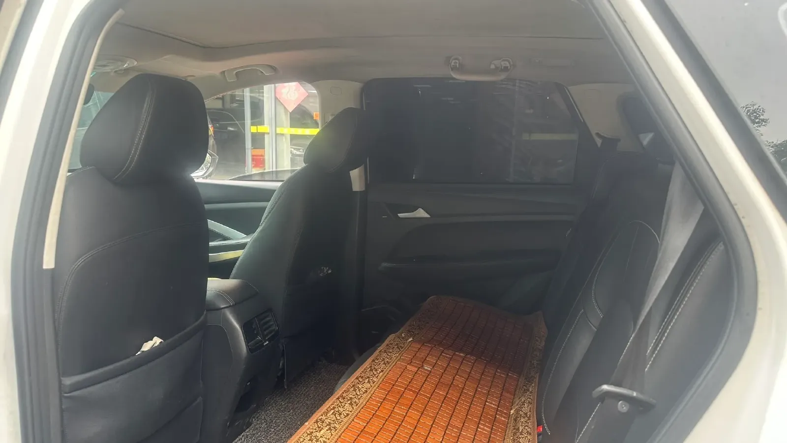 2020 BaoJun RS-3 1.5T 147HP L4 CVT,autocango,china used car exporter,china ev exporter,chinese used car exporter,chinese used ev exporter