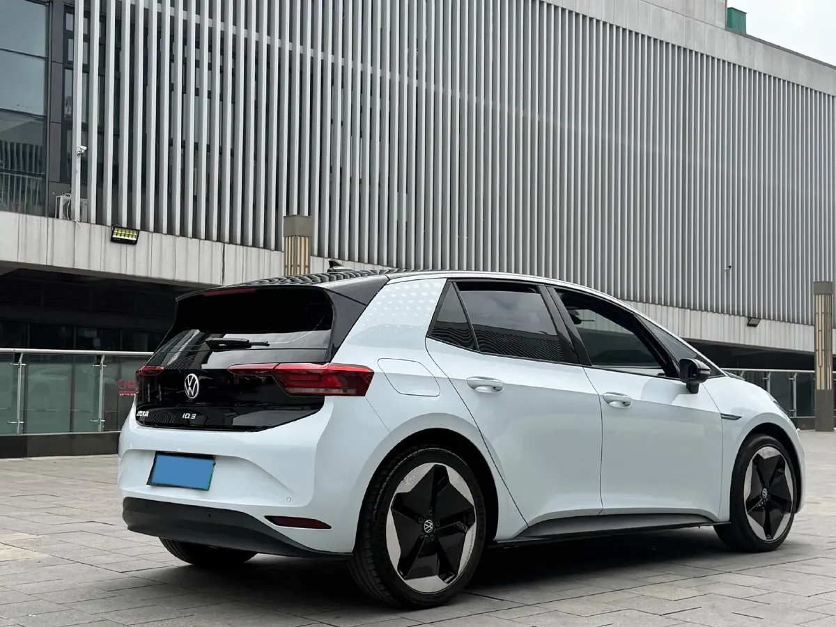 2023 Volkswagen ID.3 BEV 52.8KWH,autocango,china used car exporter,china ev exporter,chinese used car exporter,chinese used ev exporter
