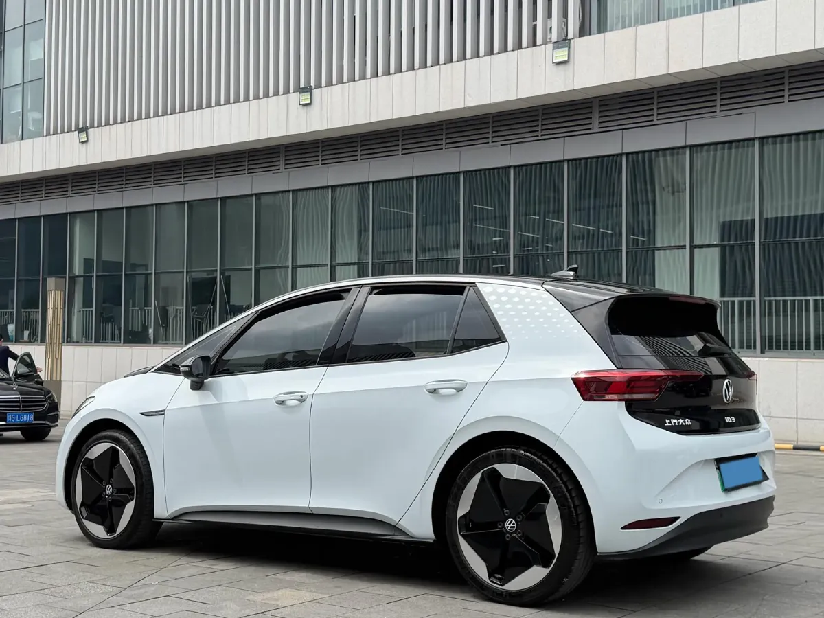 2023 Volkswagen ID.3 BEV 52.8KWH,autocango,china used car exporter,china ev exporter,chinese used car exporter,chinese used ev exporter