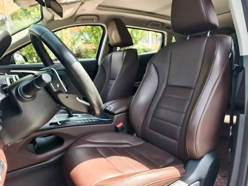 2020 WEY VV7 2.0T 227HP L4 7DCT,autocango,china used car exporter,china ev exporter,chinese used car exporter,chinese used ev exporter