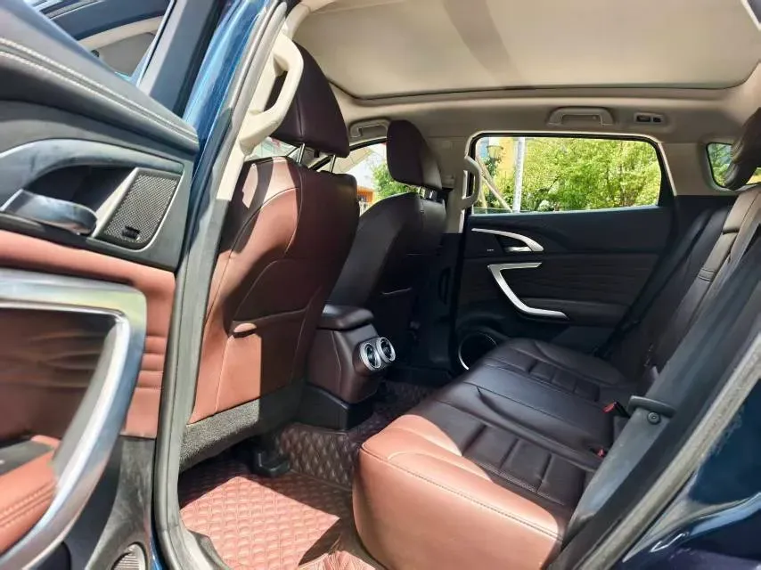 2020 WEY VV7 2.0T 227HP L4 7DCT,autocango,china used car exporter,china ev exporter,chinese used car exporter,chinese used ev exporter