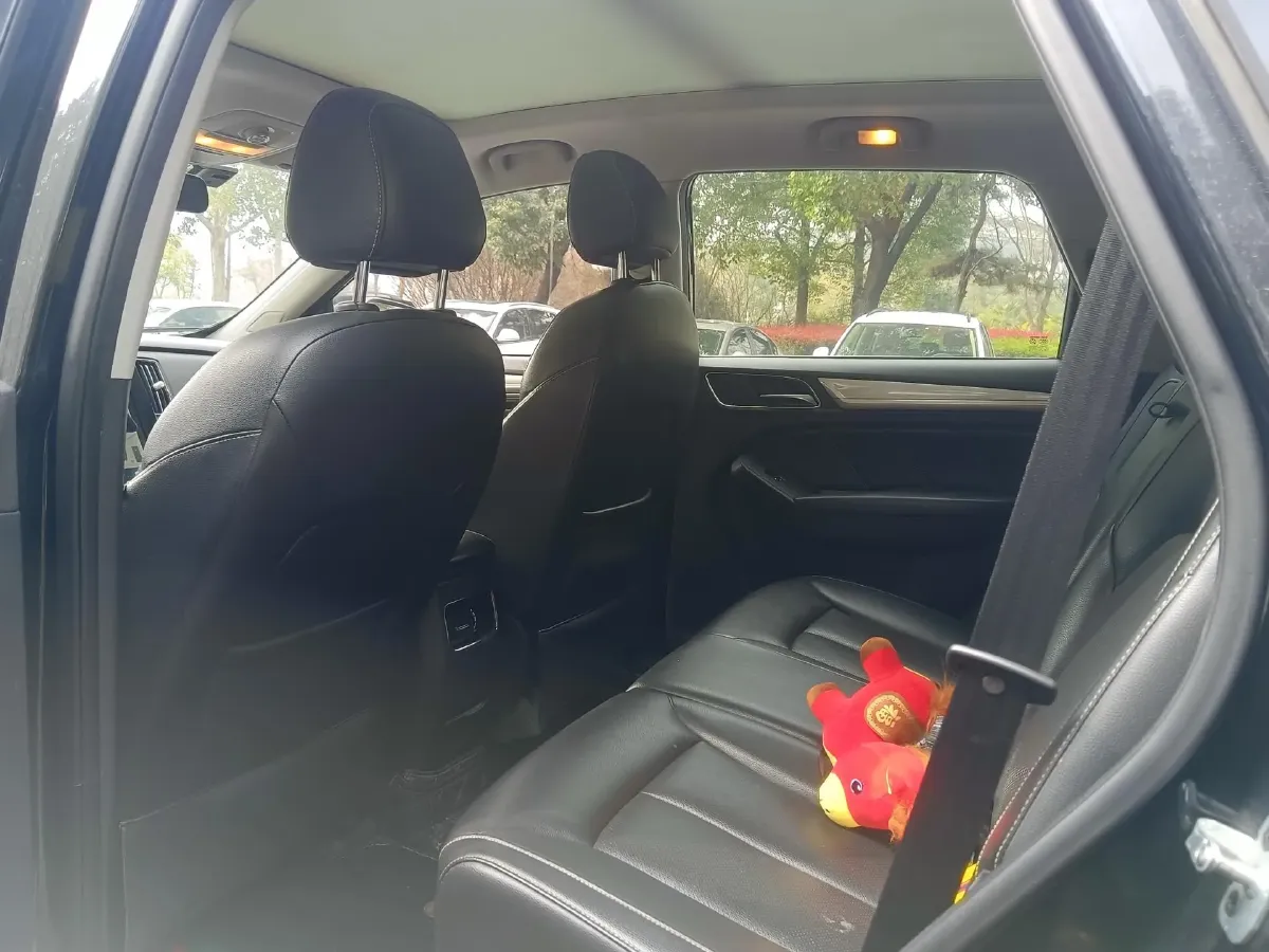 2018 Roewe RX5 1.5T 169HP L4 2AT PHEV 12KWH,autocango,china used car exporter,china ev exporter,chinese used car exporter,chinese used ev exporter