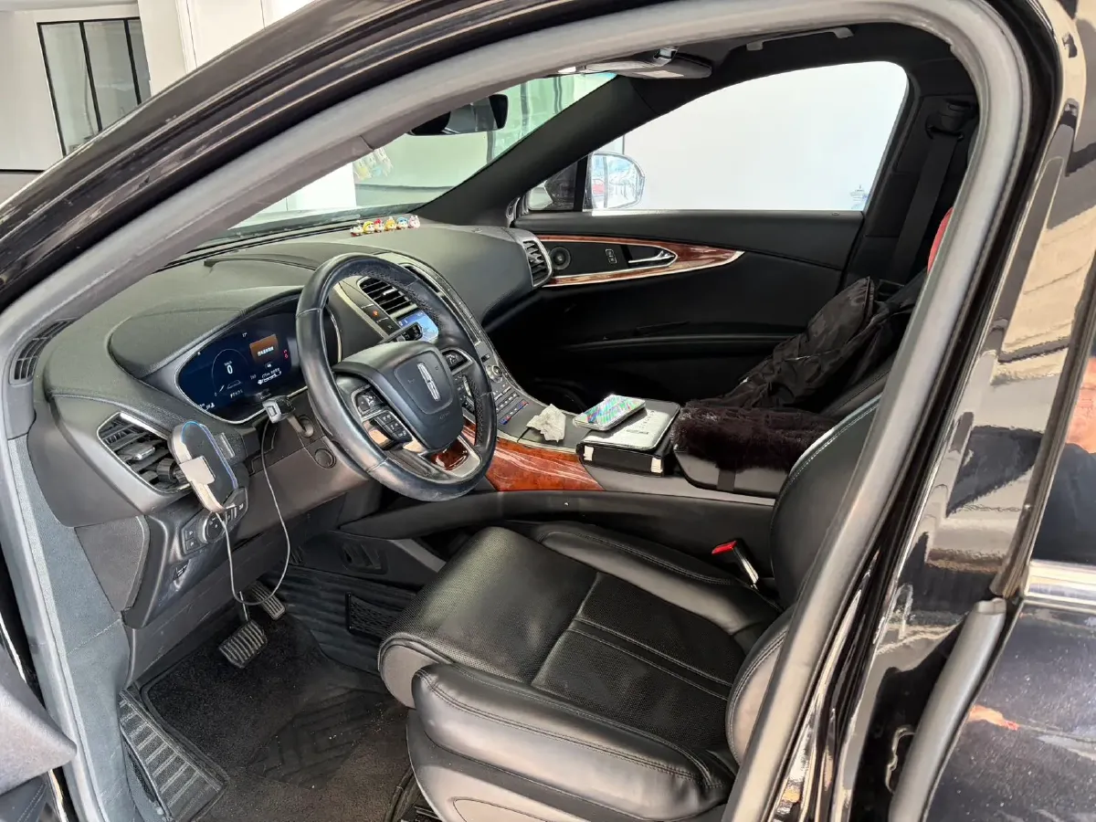 2019 Lincoln Nautilus 2.7T 329HP V6 8AT,autocango,china used car exporter,china ev exporter,chinese used car exporter,chinese used ev exporter