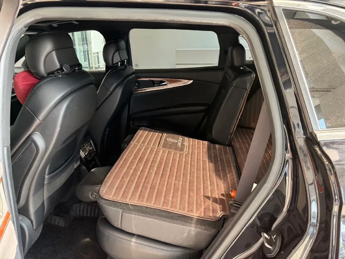 2019 Lincoln Nautilus 2.7T 329HP V6 8AT,autocango,china used car exporter,china ev exporter,chinese used car exporter,chinese used ev exporter