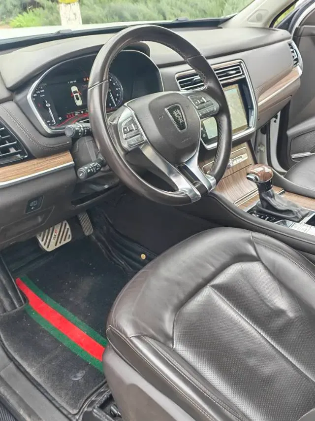 2018 Roewe RX5 2.0T 220HP L4 6DCT,autocango,china used car exporter,china ev exporter,chinese used car exporter,chinese used ev exporter