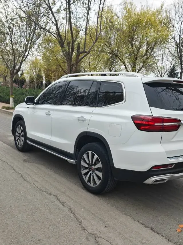 2018 Roewe RX5 2.0T 220HP L4 6DCT,autocango,china used car exporter,china ev exporter,chinese used car exporter,chinese used ev exporter