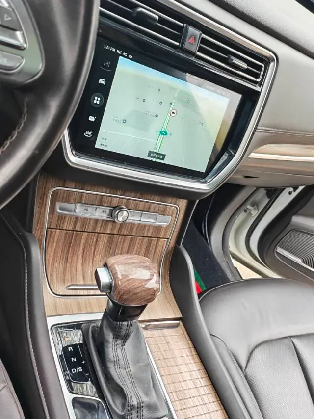 2018 Roewe RX5 2.0T 220HP L4 6DCT,autocango,china used car exporter,china ev exporter,chinese used car exporter,chinese used ev exporter