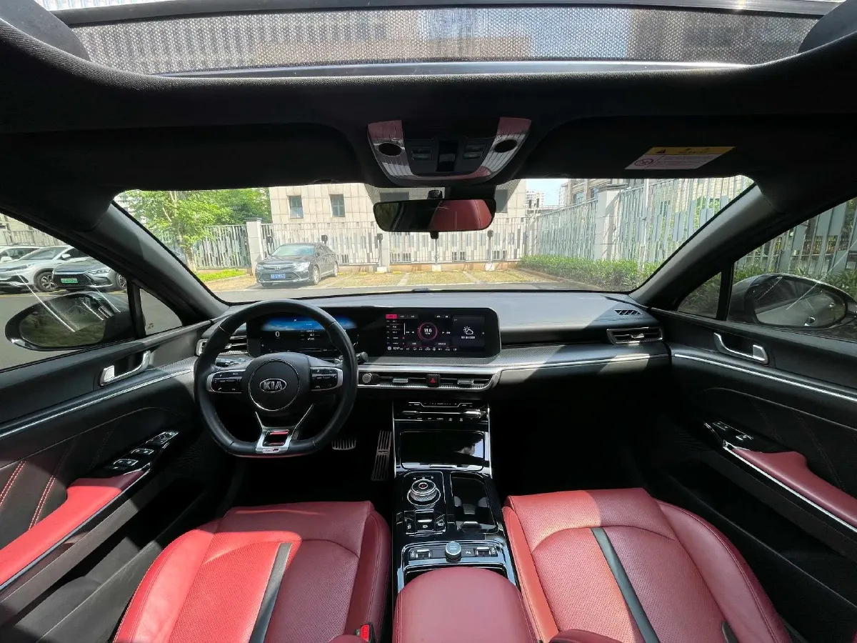 2020 Kia K5 2.0T 240HP L4 8AT,autocango,china used car exporter,china ev exporter,chinese used car exporter,chinese used ev exporter