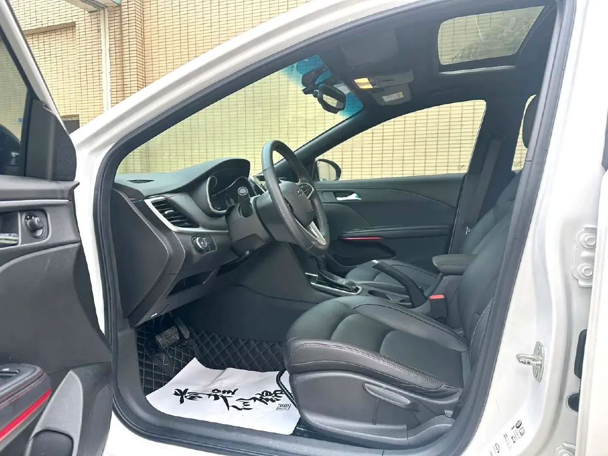 2019 Chevrolet Monza 1.3T 163HP L3 6AT,autocango,china used car exporter,china ev exporter,chinese used car exporter,chinese used ev exporter