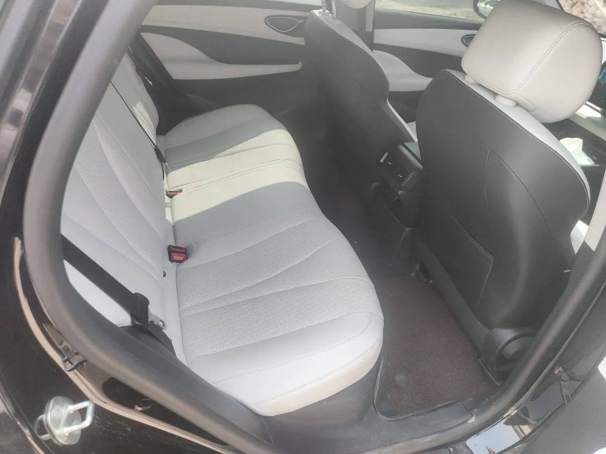 2025 BYD Seal05 DM-i 1.5L 101HP L4 E-CVT PHEV 7.68KWH,autocango,china used car exporter,china ev exporter,chinese used car exporter,chinese used ev exporter