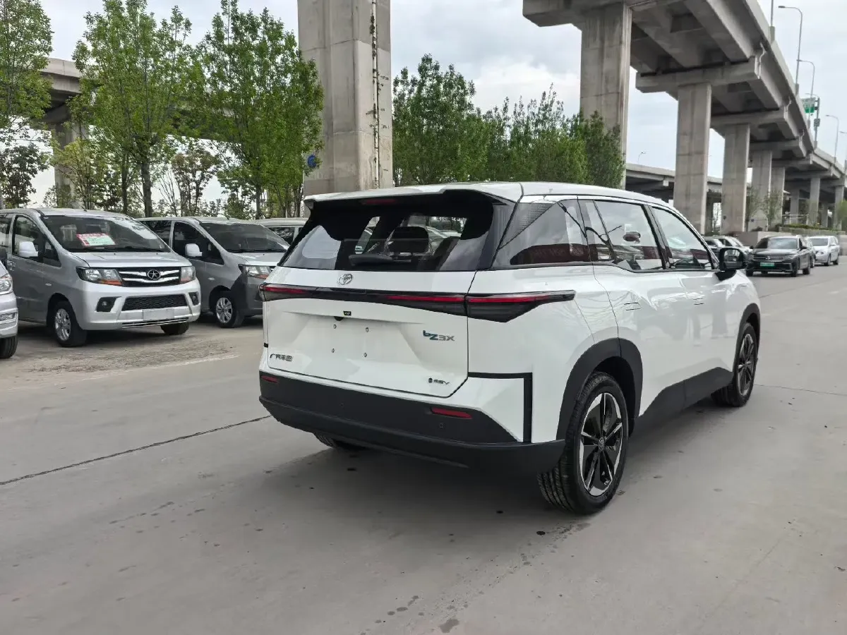 2025 Toyota BZ3X BEV 50.03KWH,autocango,china used car exporter,china ev exporter,chinese used car exporter,chinese used ev exporter