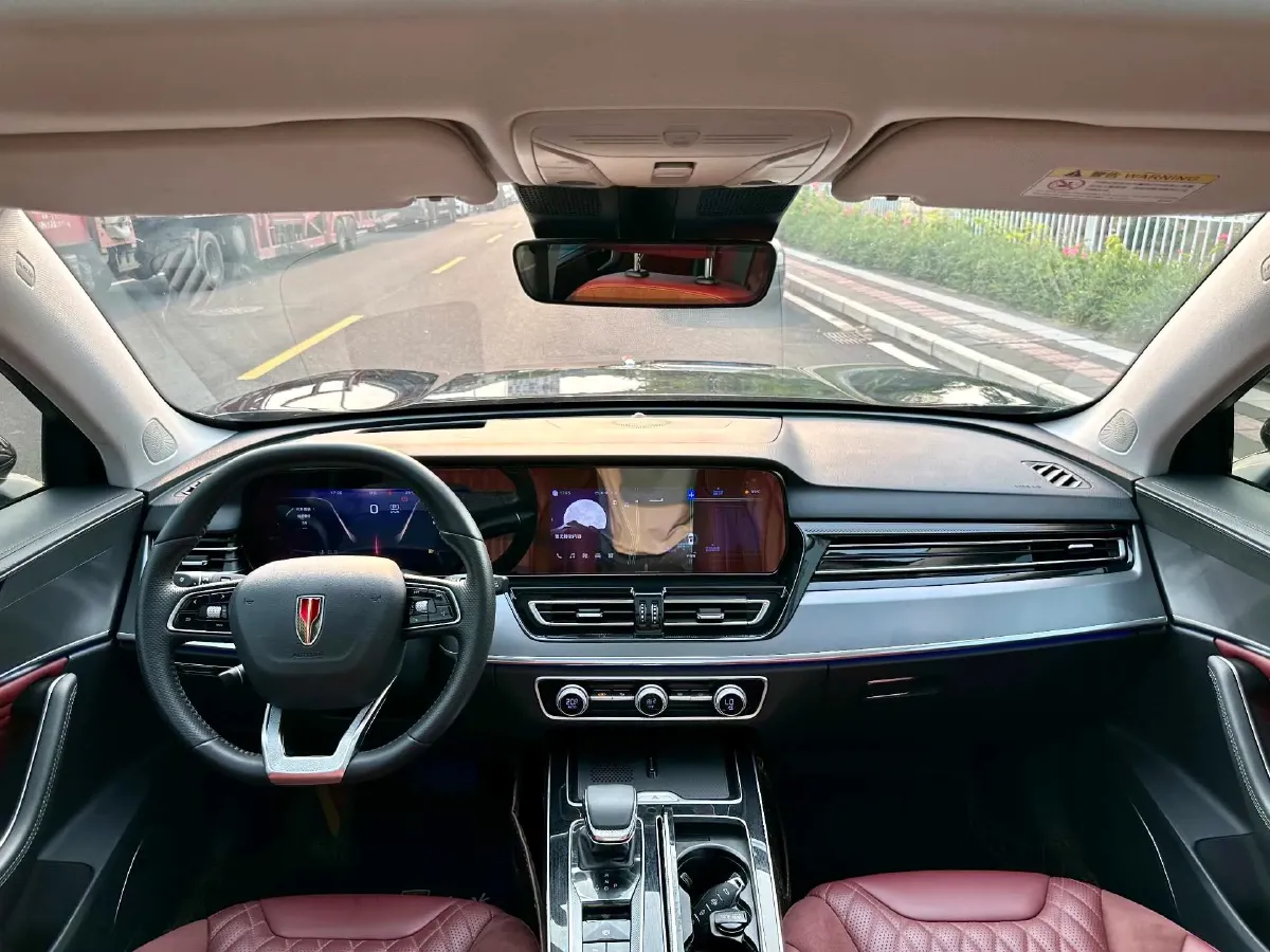 2023 HongQi HS5 2.0T 252HP L4 8AT,autocango,china used car exporter,china ev exporter,chinese used car exporter,chinese used ev exporter