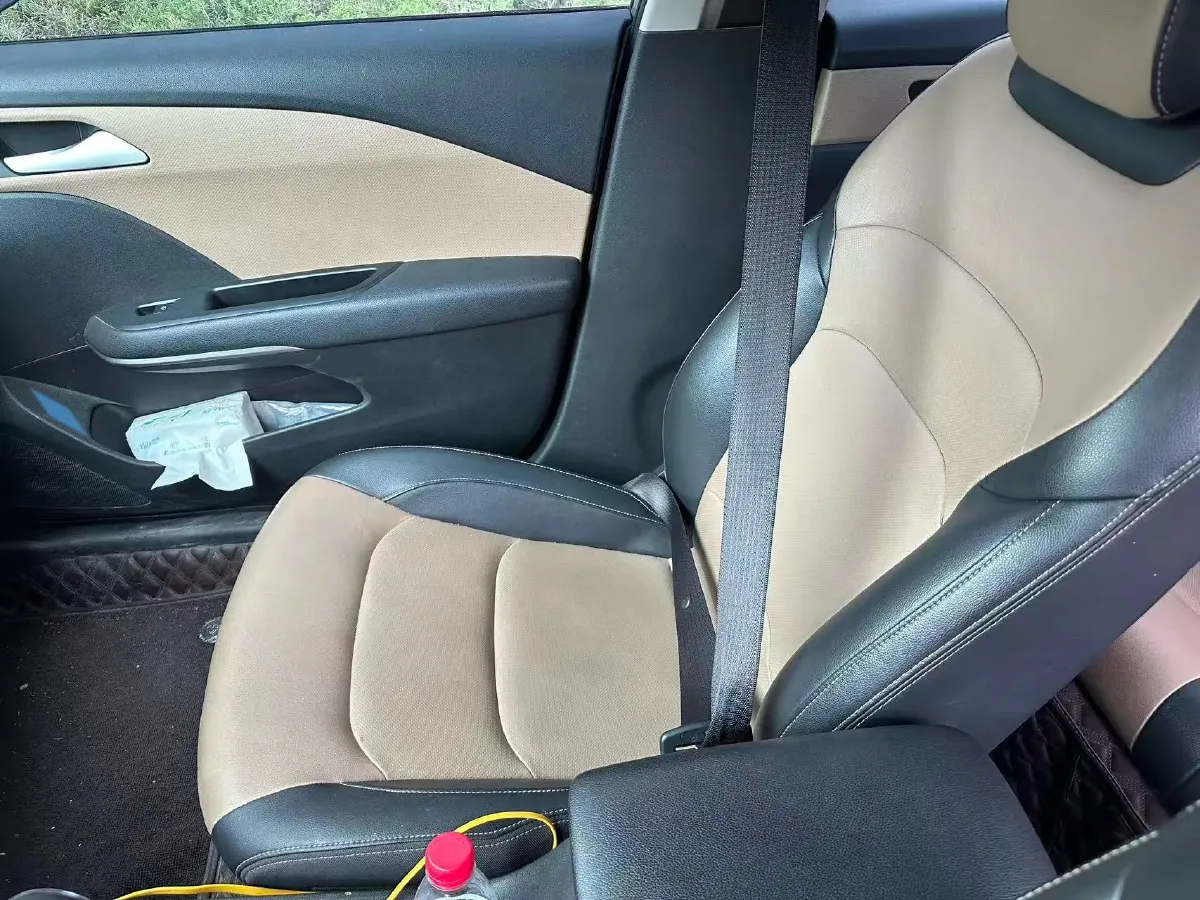 2021 Chevrolet Monza 1.5L 113HP L4 6AT,autocango,china used car exporter,china ev exporter,chinese used car exporter,chinese used ev exporter