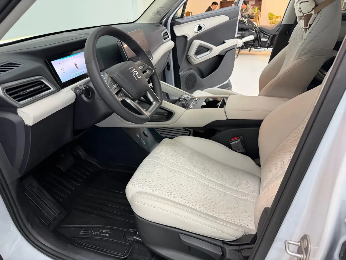 2024 BYD YuanUP BEV 45.12KWH,autocango,china used car exporter,china ev exporter,chinese used car exporter,chinese used ev exporter