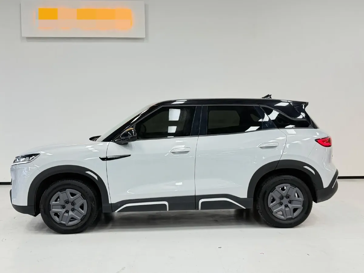 2024 BYD YuanUP BEV 45.12KWH,autocango,china used car exporter,china ev exporter,chinese used car exporter,chinese used ev exporter