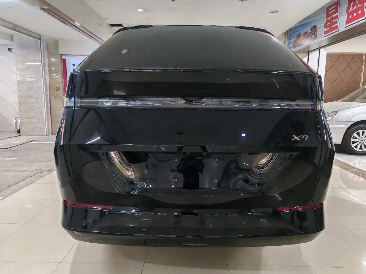 2024 Xpeng X9 BEV 101.5KWH,autocango,china used car exporter,china ev exporter,chinese used car exporter,chinese used ev exporter