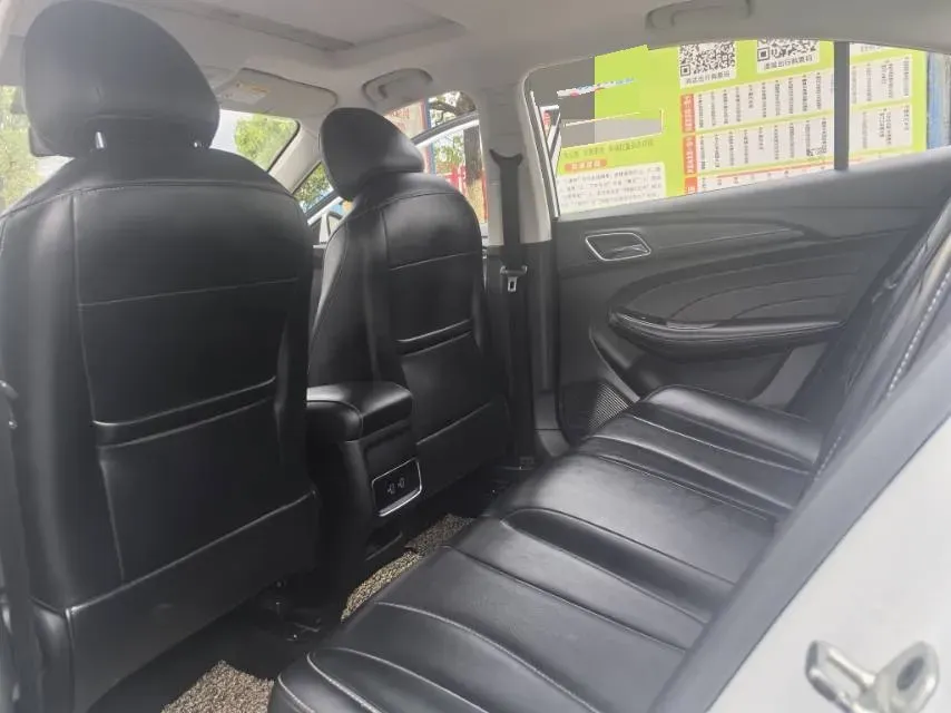 2019 Roewe i5 1.5L 120HP L4 CVT,autocango,china used car exporter,china ev exporter,chinese used car exporter,chinese used ev exporter