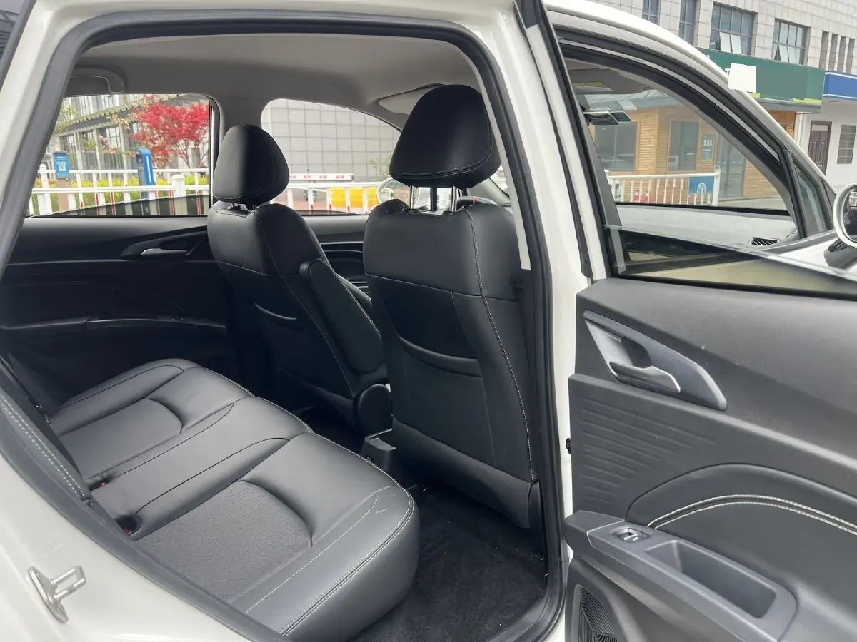 2022 MG 5 1.5L 120HP L4 CVT,autocango,china used car exporter,china ev exporter,chinese used car exporter,chinese used ev exporter