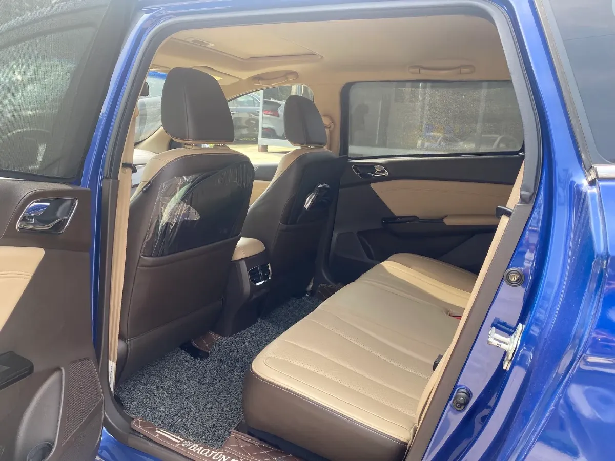 2017 BaoJun 310W 1.5L 112HP L4 6MT,autocango,china used car exporter,china ev exporter,chinese used car exporter,chinese used ev exporter