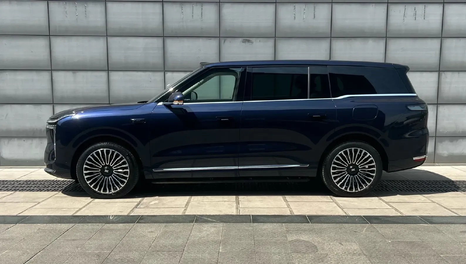 2026 IM LS9 REEV 155HP REEV,autocango,china used car exporter,china ev exporter,chinese used car exporter,chinese used ev exporter