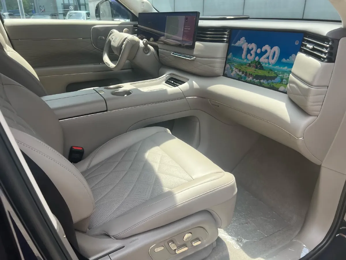 2026 IM LS9 REEV 155HP REEV,autocango,china used car exporter,china ev exporter,chinese used car exporter,chinese used ev exporter