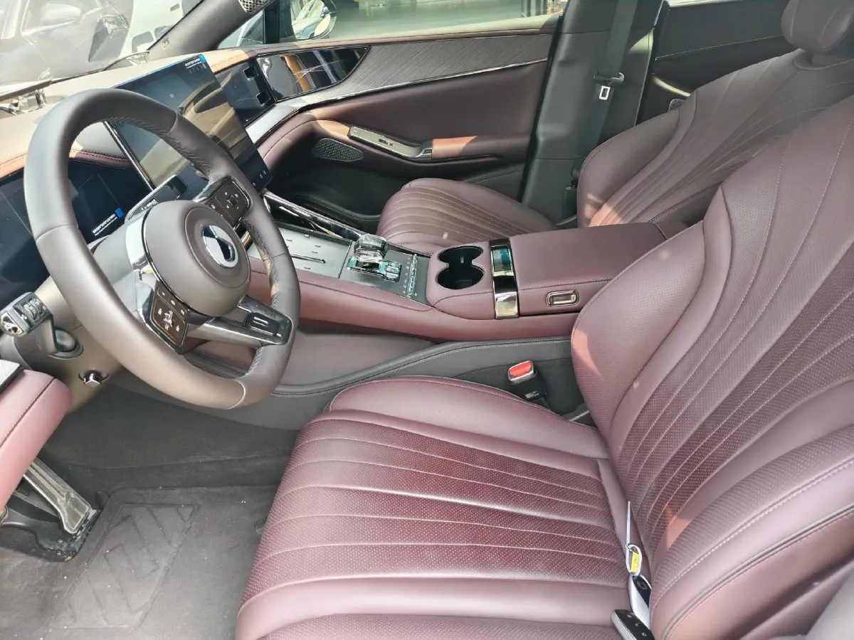 2024 Denza DenzaZ9GT 2.0T 207HP L4 E-CVT PHEV 38.5KWH,autocango,china used car exporter,china ev exporter,chinese used car exporter,chinese used ev exporter