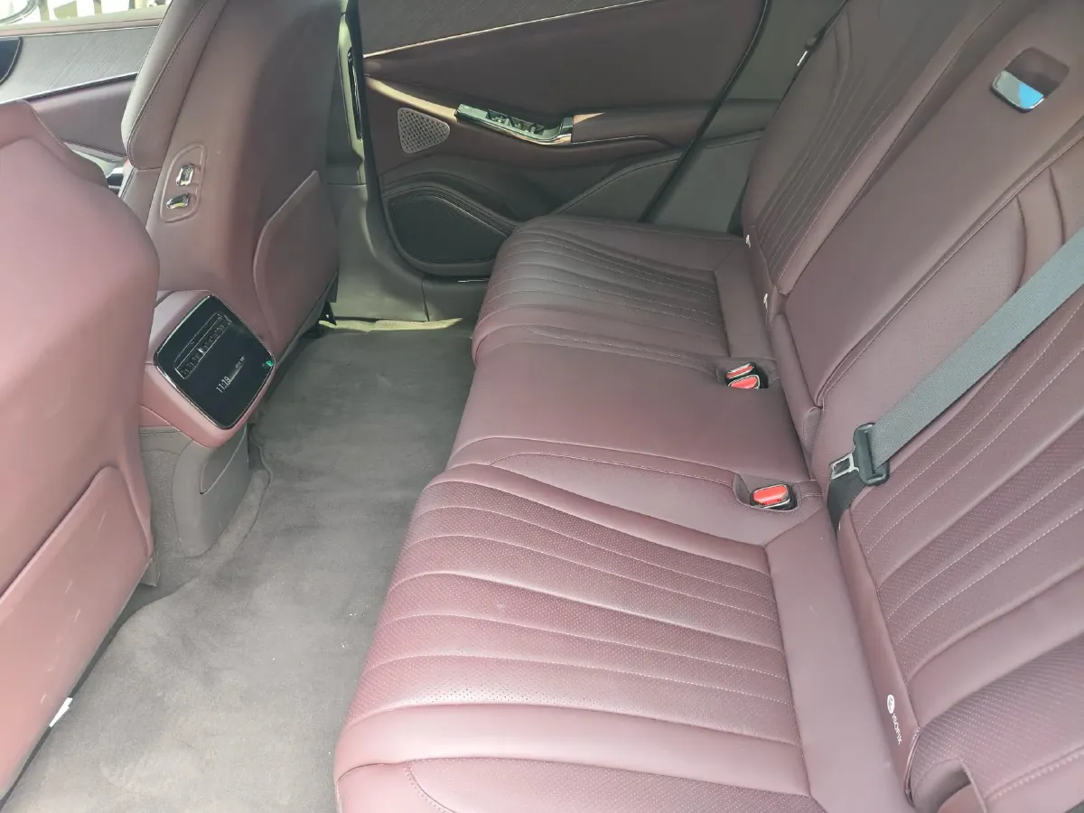 2024 Denza DenzaZ9GT 2.0T 207HP L4 E-CVT PHEV 38.5KWH,autocango,china used car exporter,china ev exporter,chinese used car exporter,chinese used ev exporter