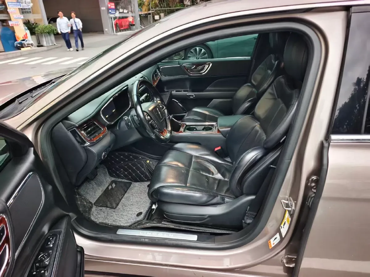 2018 Lincoln Continental 2.0T 261HP L4 6AT,autocango,china used car exporter,china ev exporter,chinese used car exporter,chinese used ev exporter