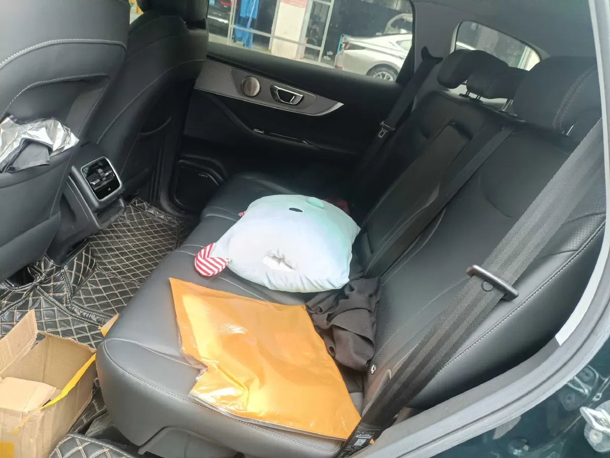 2024 Chery Tiggo 8 PRO 1.6T 197HP L4 7DCT,autocango,china used car exporter,china ev exporter,chinese used car exporter,chinese used ev exporter