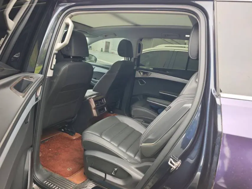 2023 Volkswagen Talagon 2.0T 220HP L4 7DCT,autocango,china used car exporter,china ev exporter,chinese used car exporter,chinese used ev exporter