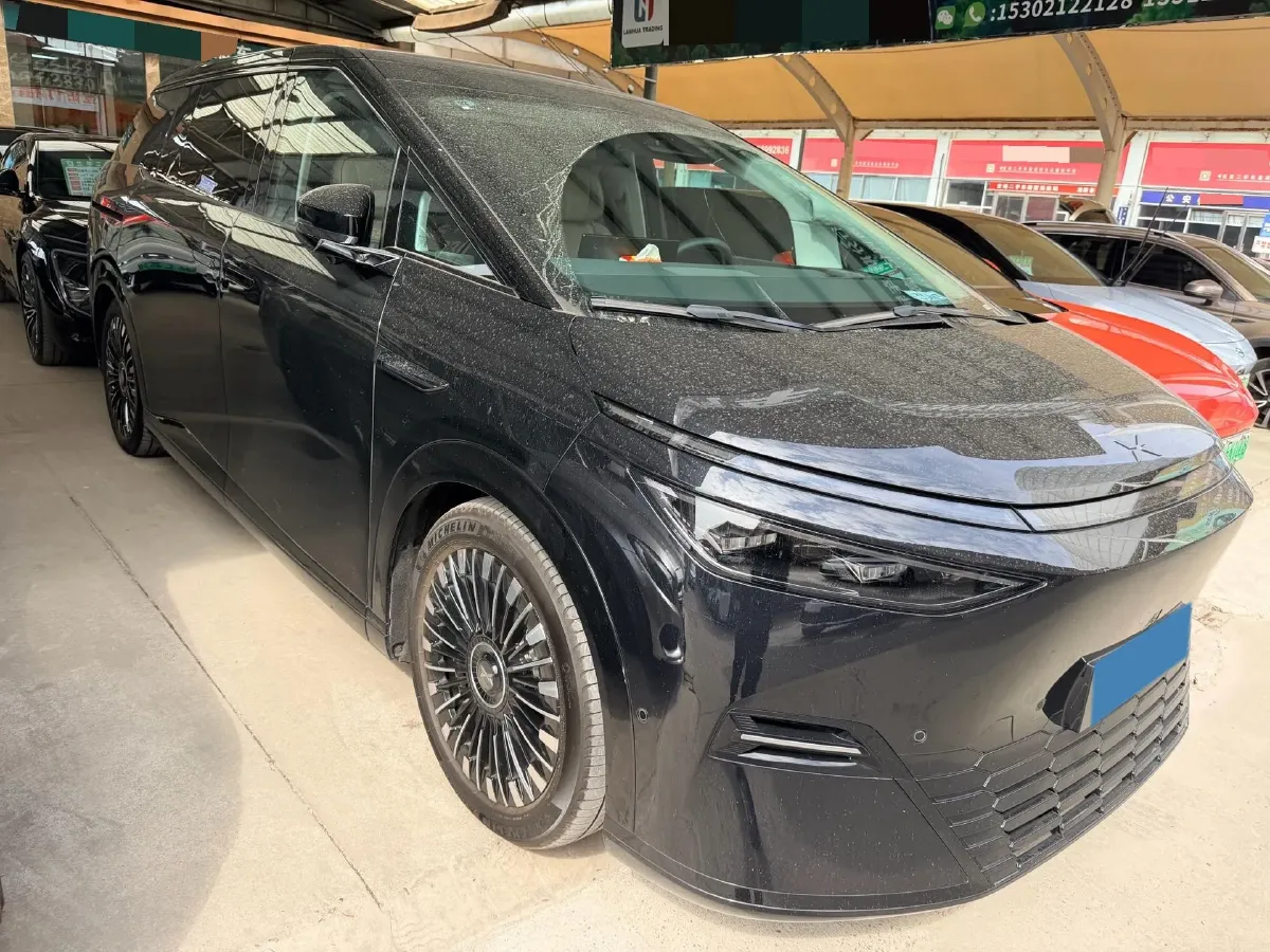 2025 Xpeng X9 BEV,autocango,china used car exporter,china ev exporter,chinese used car exporter,chinese used ev exporter