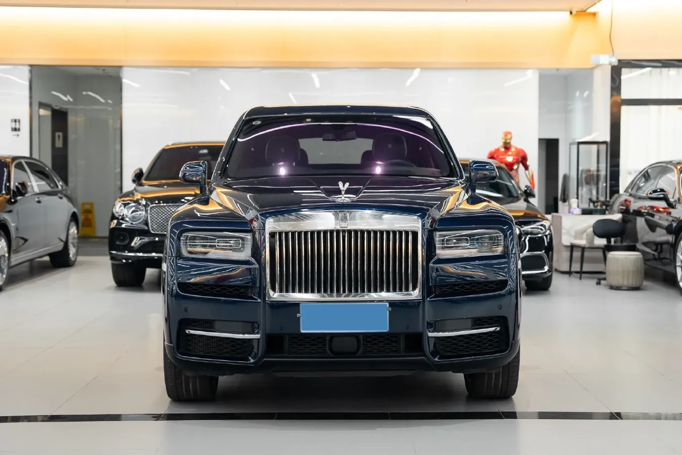 2018 Rolls-Royce Cullinan 6.7T 571HP V12 8AT,autocango,china used car exporter,china ev exporter,chinese used car exporter,chinese used ev exporter