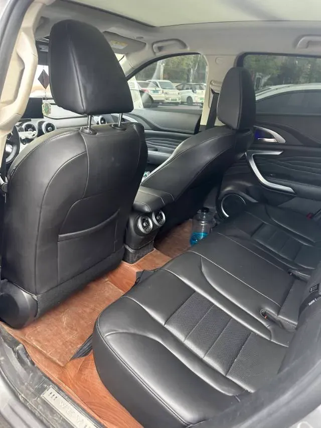 2020 WEY VV7 2.0T 227HP L4 7DCT,autocango,china used car exporter,china ev exporter,chinese used car exporter,chinese used ev exporter