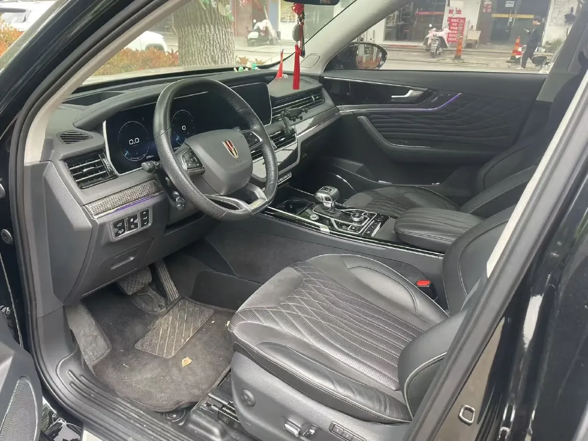 2022 HongQi HS5 2.0T 224HP L4 6AT,autocango,china used car exporter,china ev exporter,chinese used car exporter,chinese used ev exporter