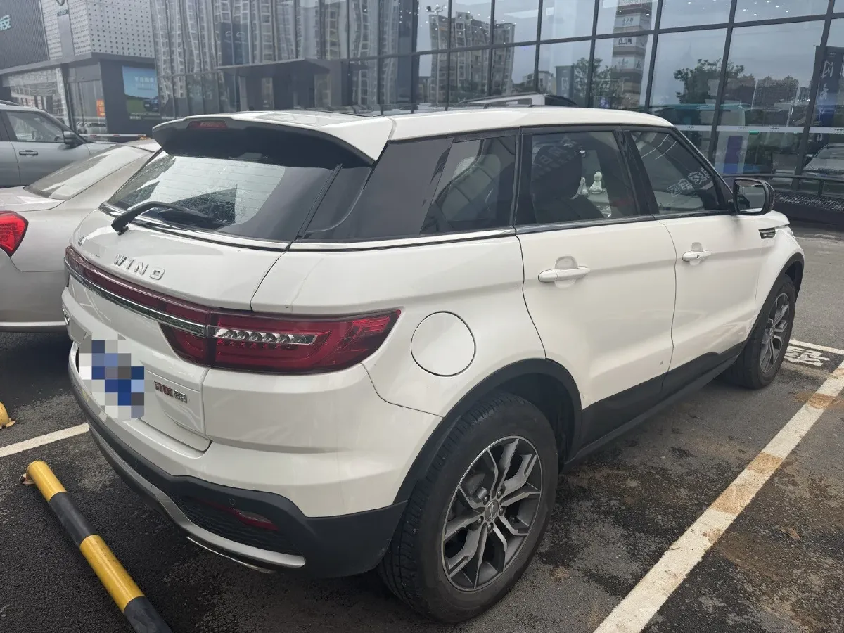 2018 Landwind X7 1.5T 163HP L4 8AT,autocango,china used car exporter,china ev exporter,chinese used car exporter,chinese used ev exporter