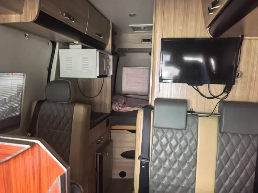 2015 MAXUS XinTu V80 2.5T 136HP L4 5MT,autocango,china used car exporter,china ev exporter,chinese used car exporter,chinese used ev exporter