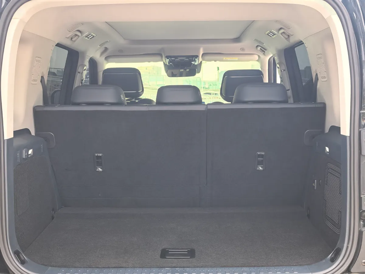 2025 FangChengBao Bao 5 1.5T 194HP L4 E-CVT PHEV 31.8KWH,autocango,china used car exporter,china ev exporter,chinese used car exporter,chinese used ev exporter