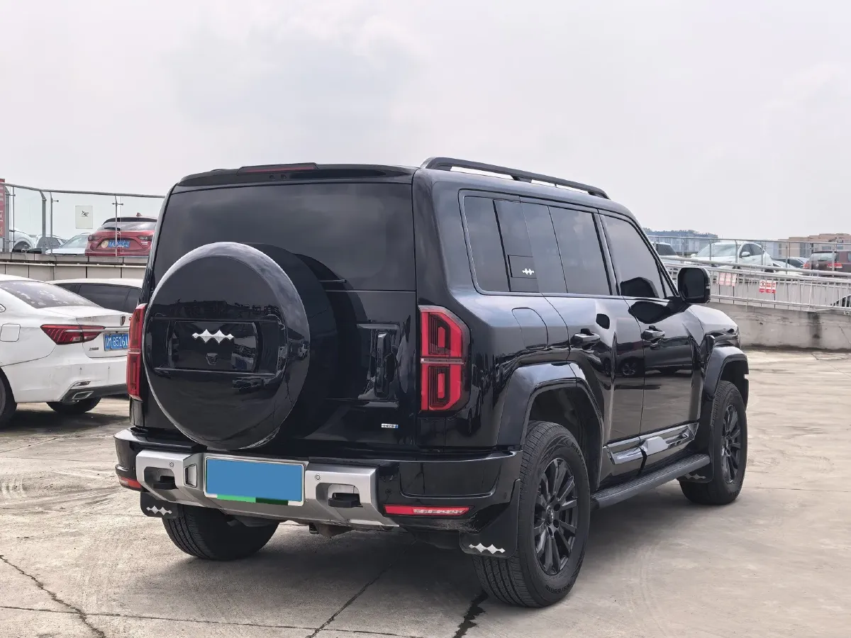 2025 FangChengBao Bao 5 1.5T 194HP L4 E-CVT PHEV 31.8KWH,autocango,china used car exporter,china ev exporter,chinese used car exporter,chinese used ev exporter