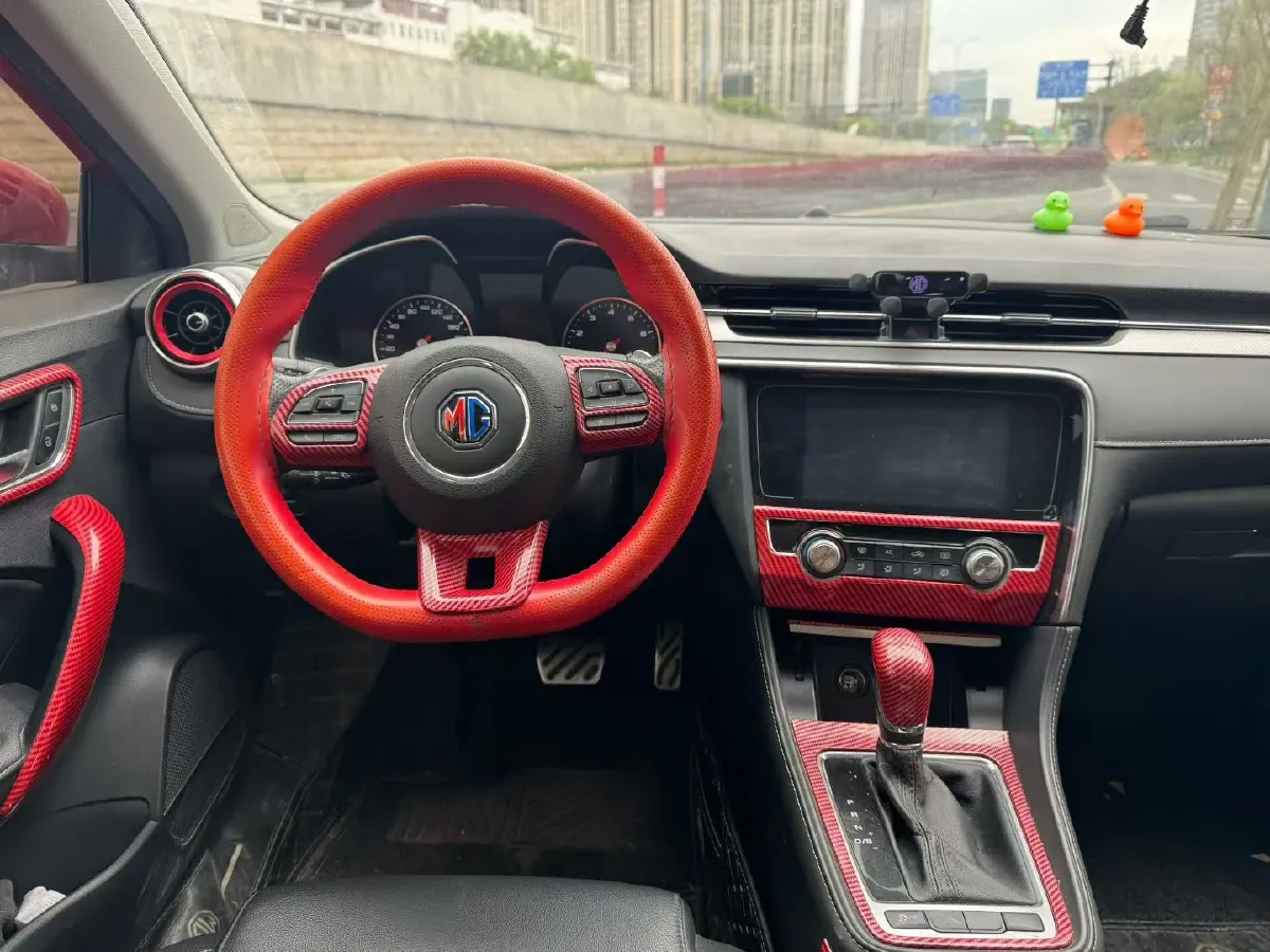 2019 MAXUS XinTu V80 2.5T 136HP L4 6AMT,autocango,china used car exporter,china ev exporter,chinese used car exporter,chinese used ev exporter