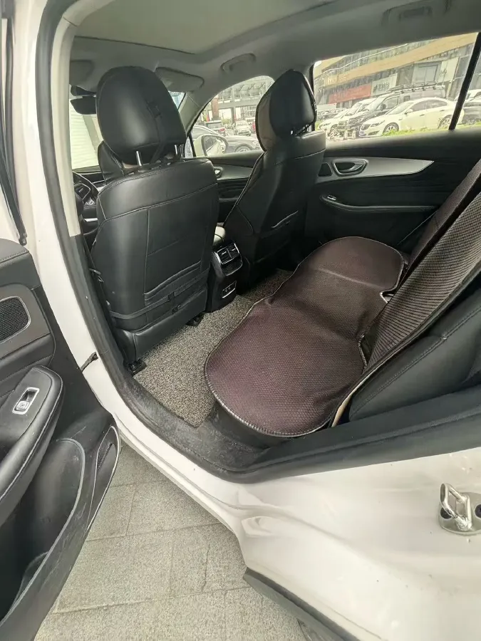 2019 Roewe RX5 MAX 1.5T 173HP L4 6AT,autocango,china used car exporter,china ev exporter,chinese used car exporter,chinese used ev exporter