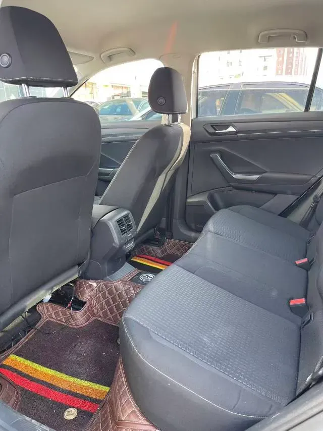 2019 Volkswagen T-Roc 1.4T 131HP L4 7DCT,autocango,china used car exporter,china ev exporter,chinese used car exporter,chinese used ev exporter
