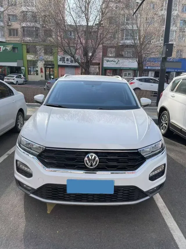 2019 Volkswagen T-Roc 1.4T 131HP L4 7DCT,autocango,china used car exporter,china ev exporter,chinese used car exporter,chinese used ev exporter