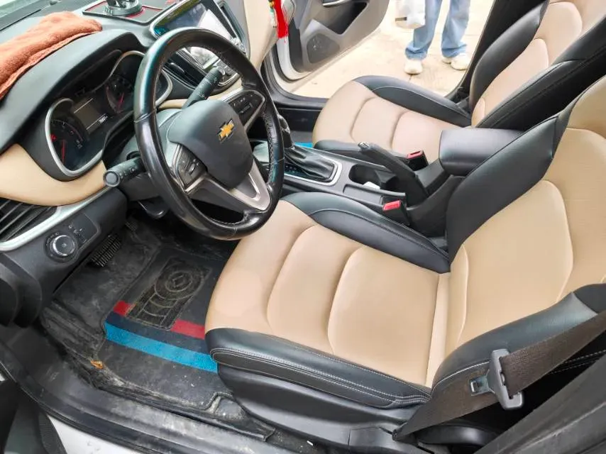 2021 Chevrolet Monza 1.5L 113HP L4 6AT,autocango,china used car exporter,china ev exporter,chinese used car exporter,chinese used ev exporter